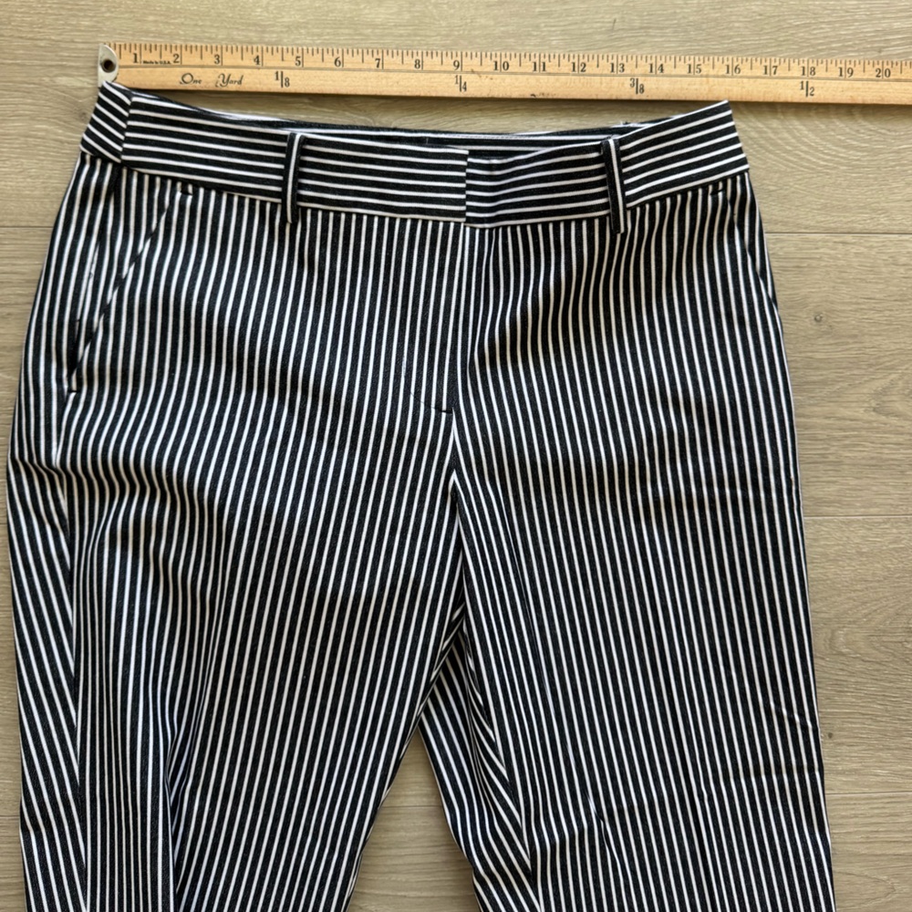 LOFT Women’s Navy and White Pinstripe Pants - Picture 6 of 9